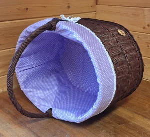 Koš oválný s puntíky 