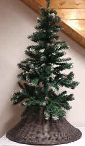 Kryt stojanu na vánoční strom