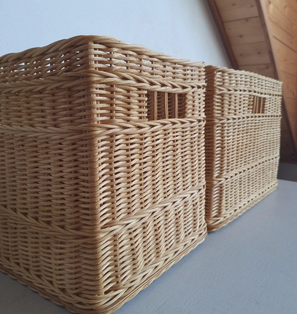 Box do police 26x33 cm