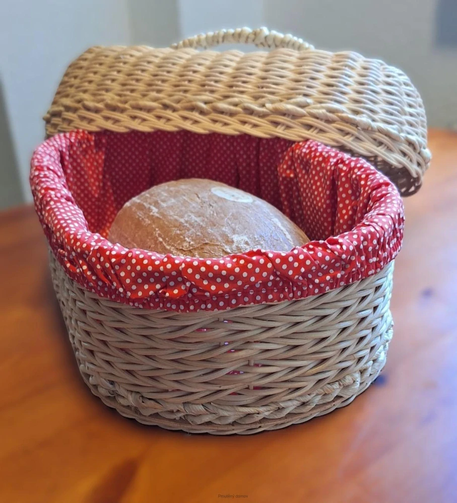 Chlebník s puntíky 