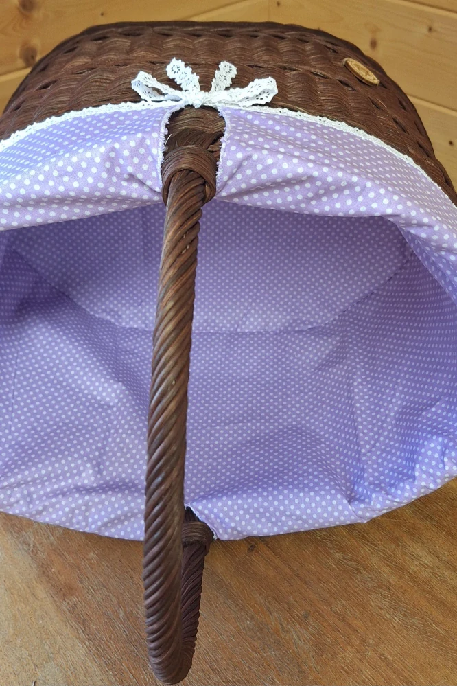 Koš oválný s puntíky 